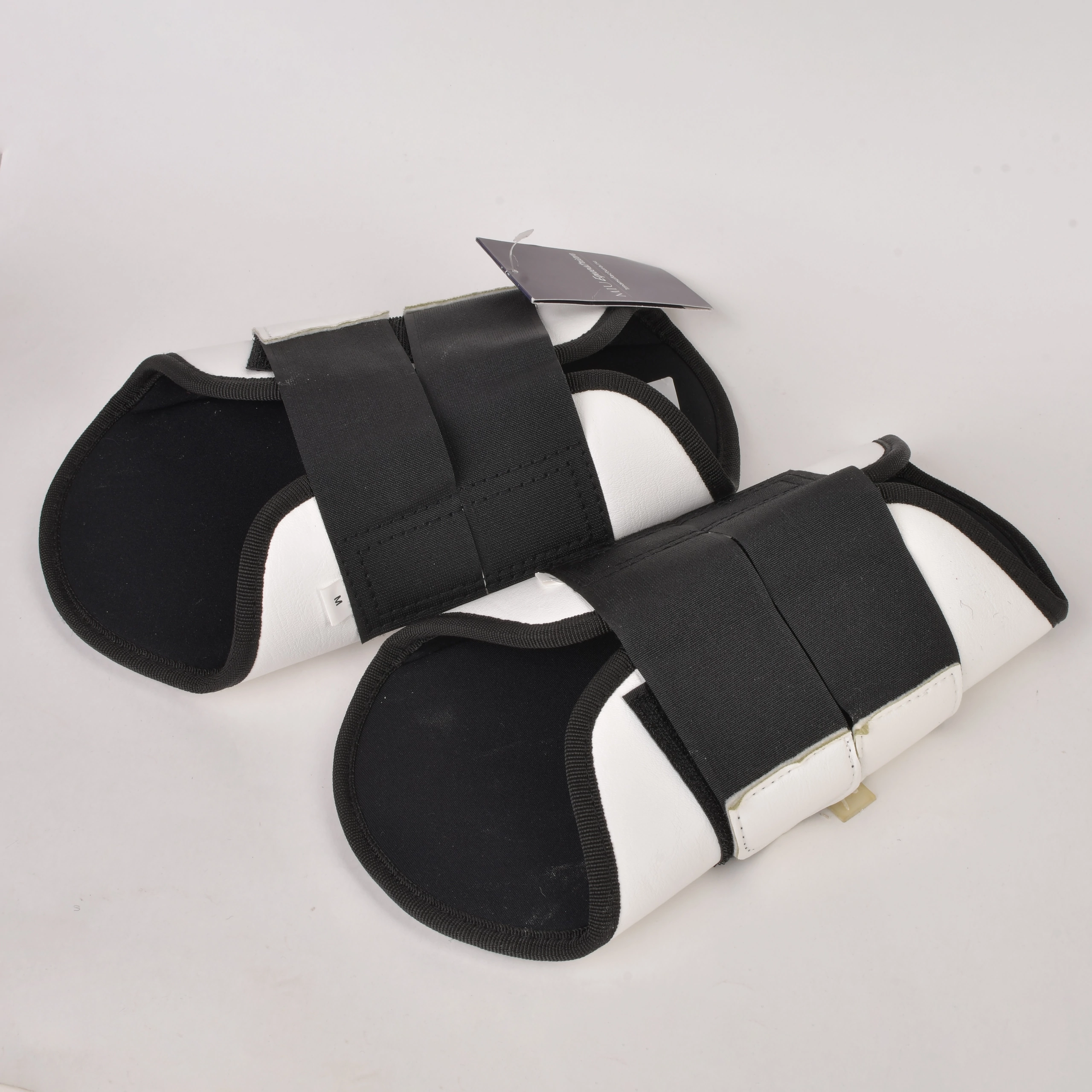 УЦЕНКАНогавки передние, пара, белый