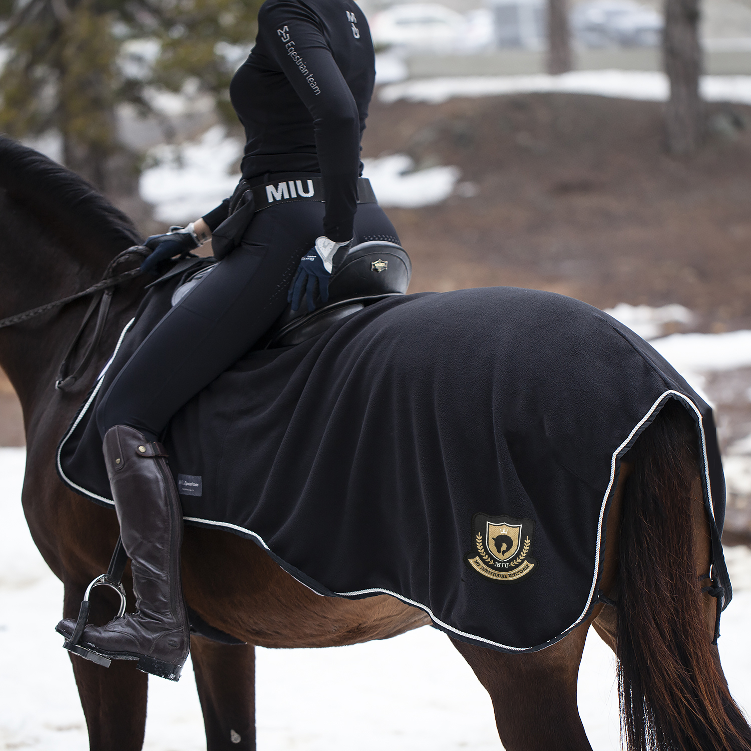 Полупопона под седло из двойного флиса чёрный