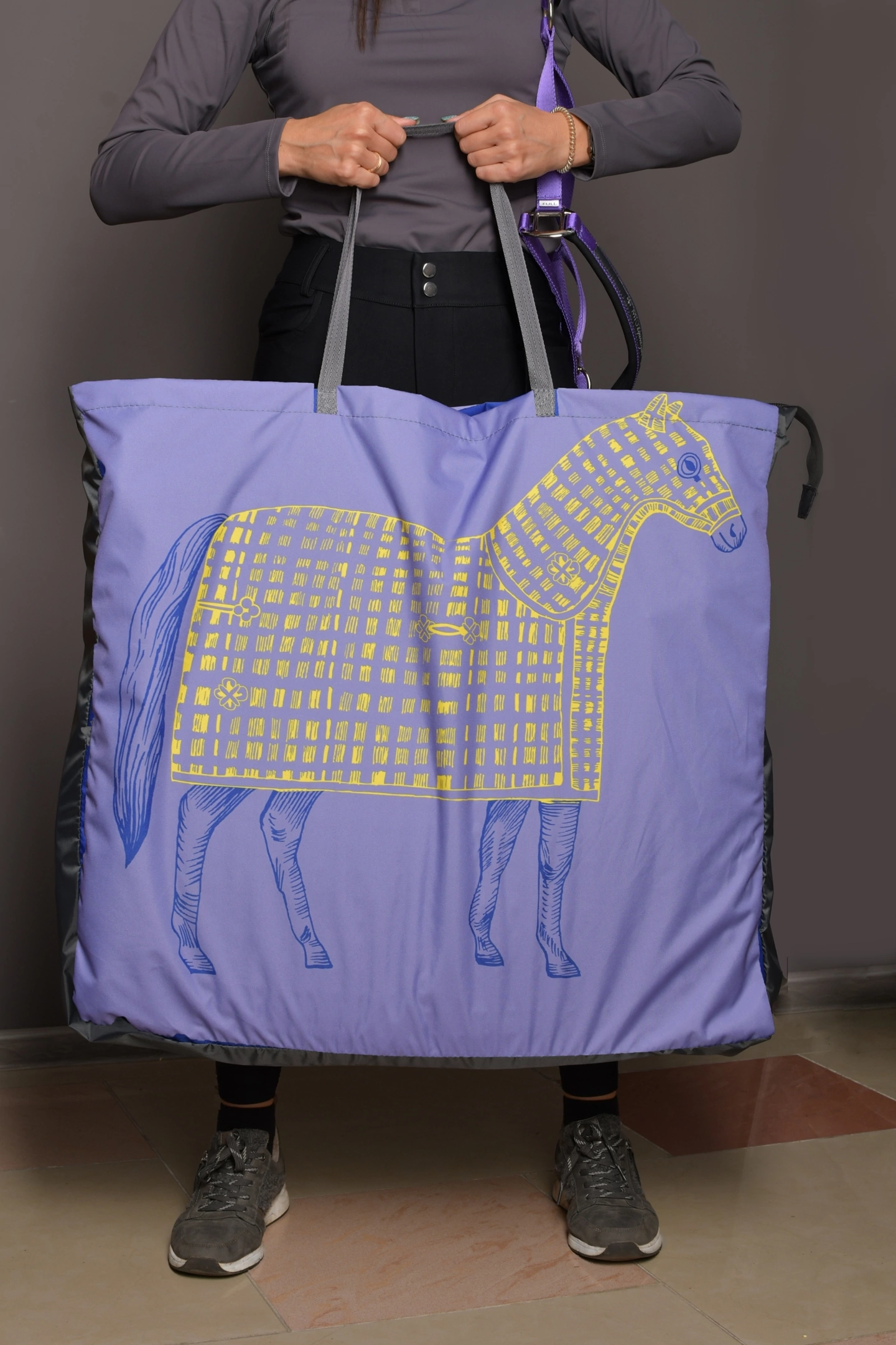 Сумка для попон и вальтрапов Handy