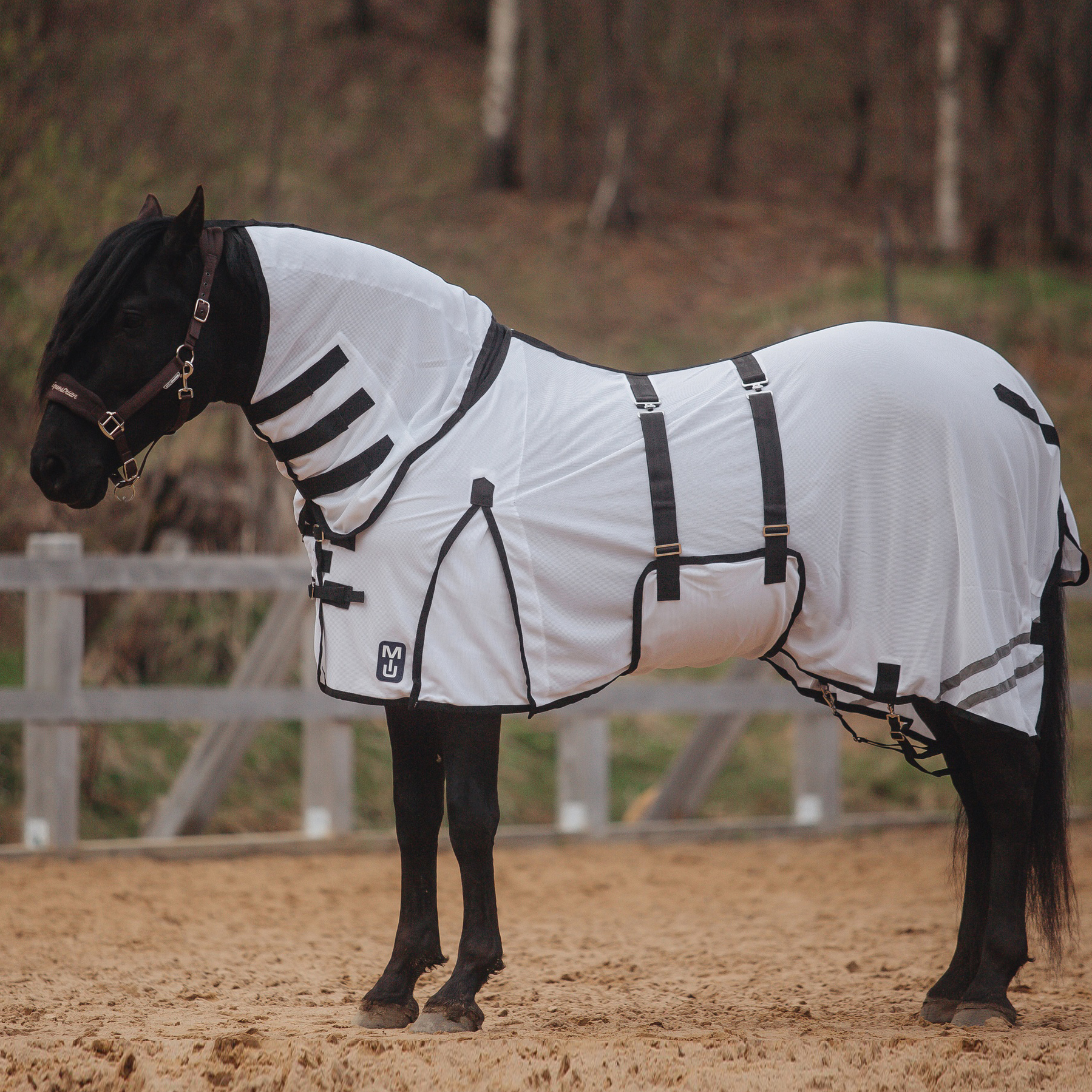 Попона антимоскитная WHITE NIGHTS с подпузником и капором белый