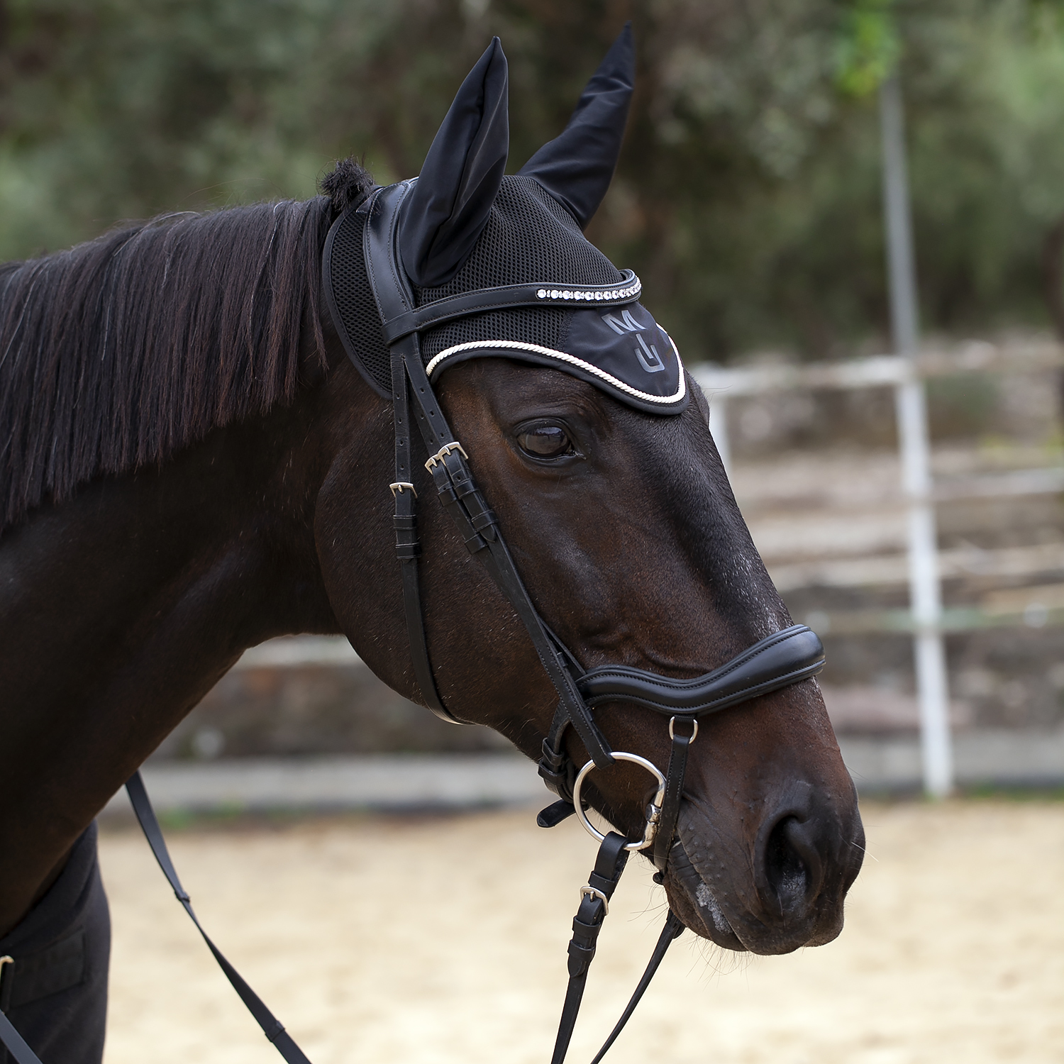 Ушки Elegance черный/кремовый