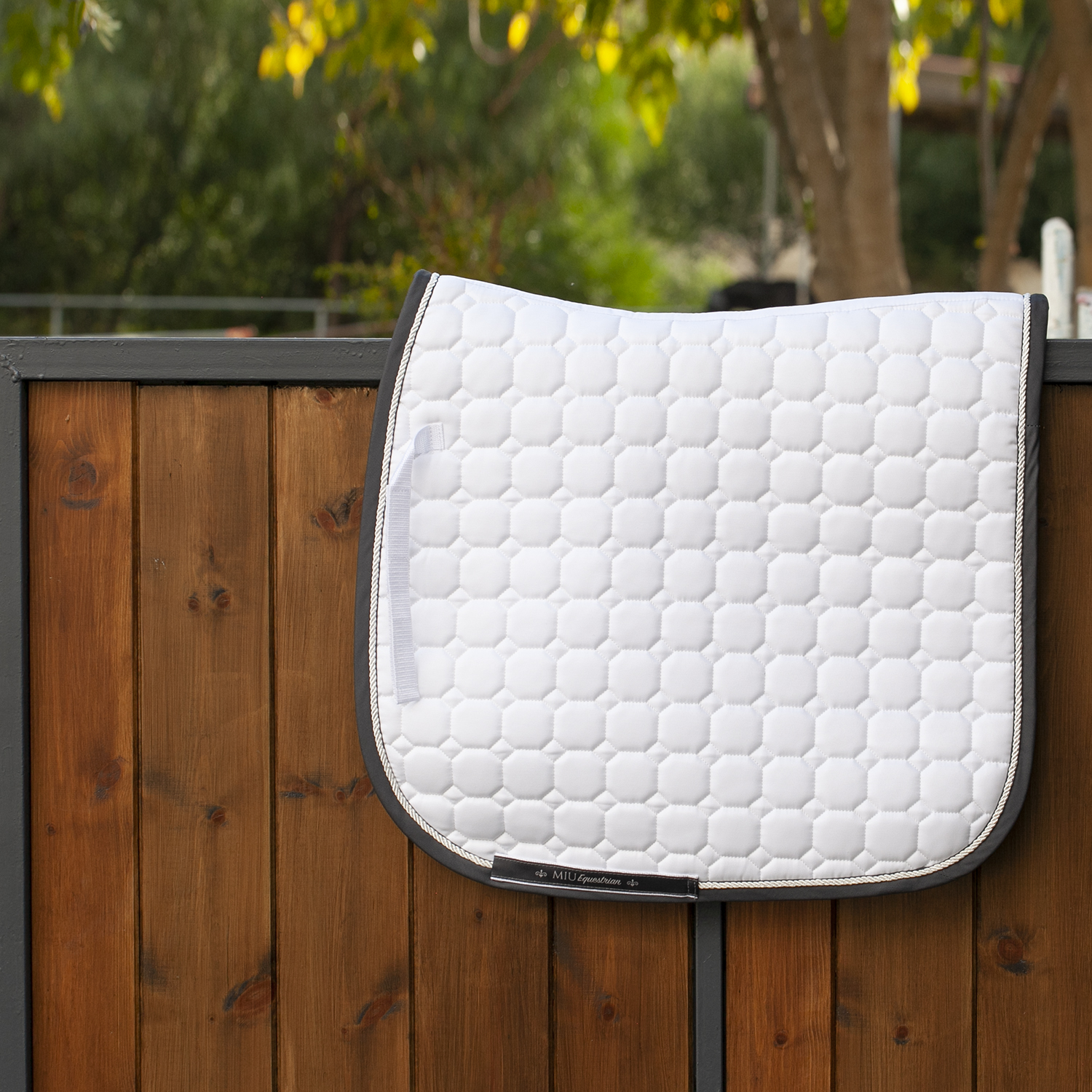 Вальтрап выездковый Excellent белый/серый