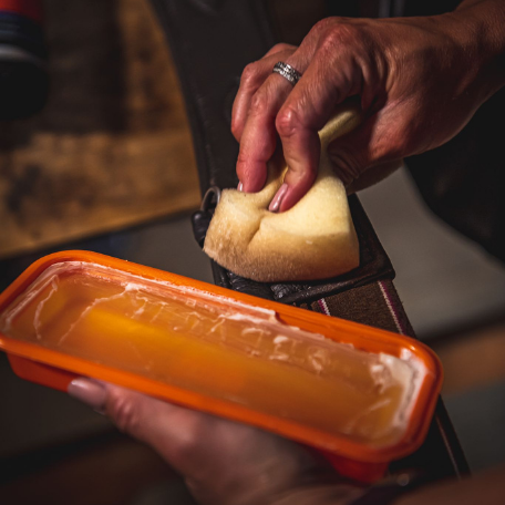 Традиционное мыло для амуниции Belvoir Tack Conditioning Soap 250гр