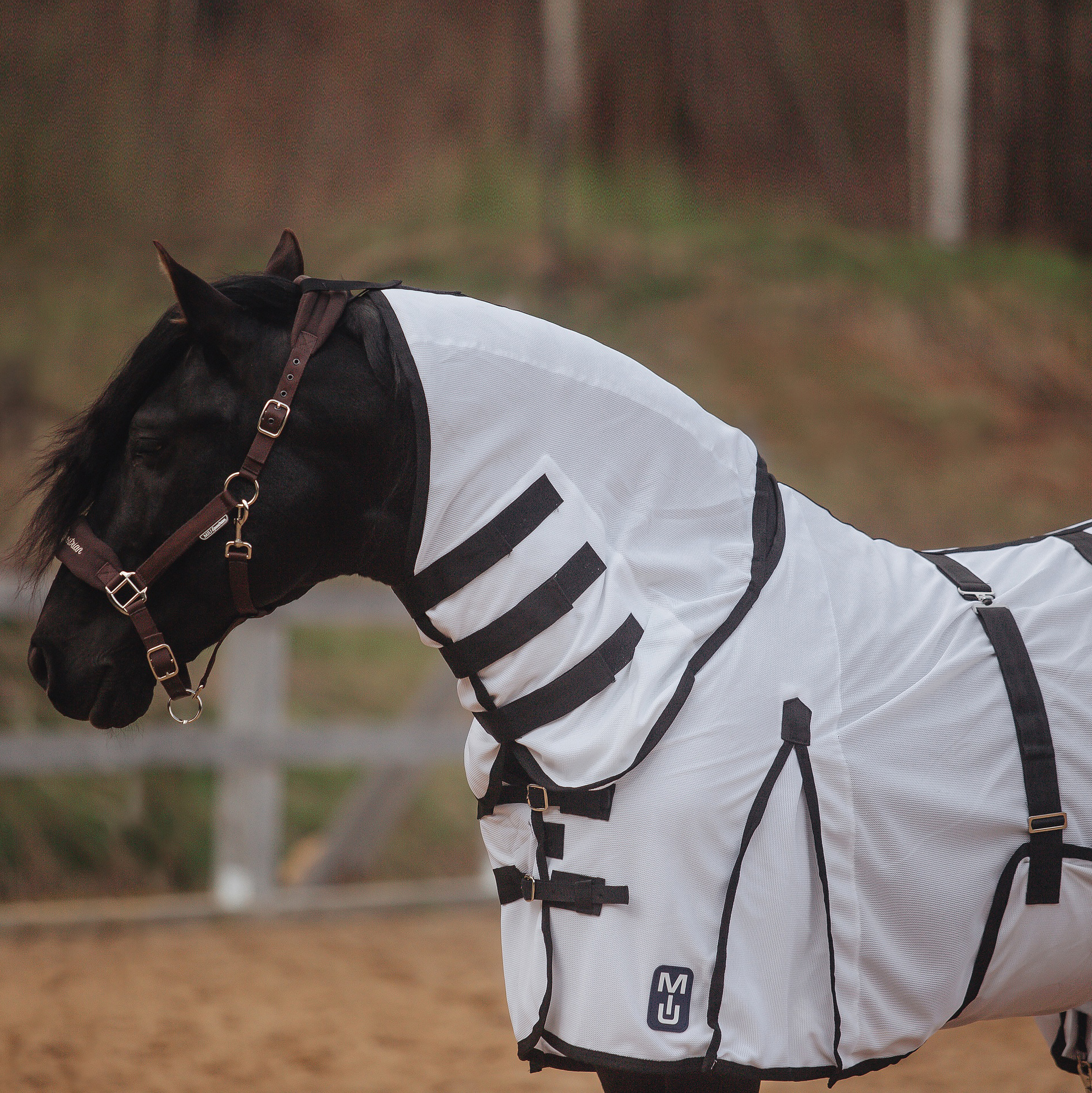 Попона антимоскитная WHITE NIGHTS с подпузником и капором белый