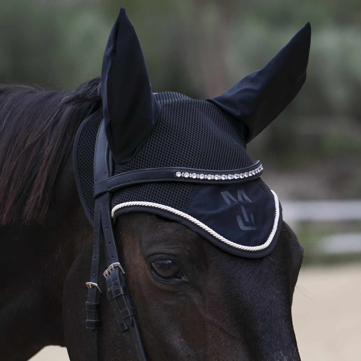 Ушки Elegance черный/кремовый