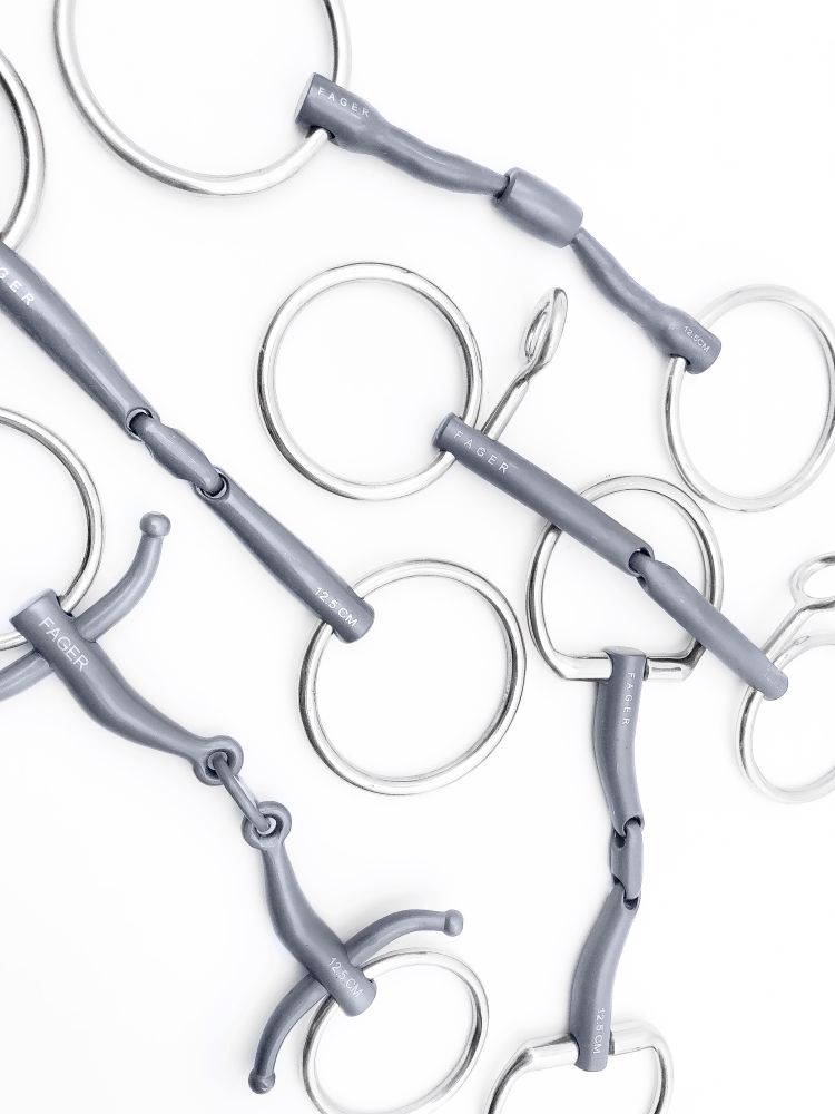 Выберите правильный материал трензеля для вашей лошади