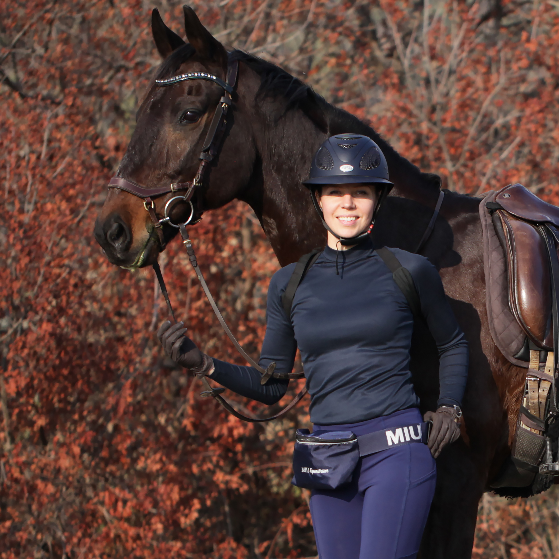 Сумка на пояс WAIST BAG с вышивкой синий