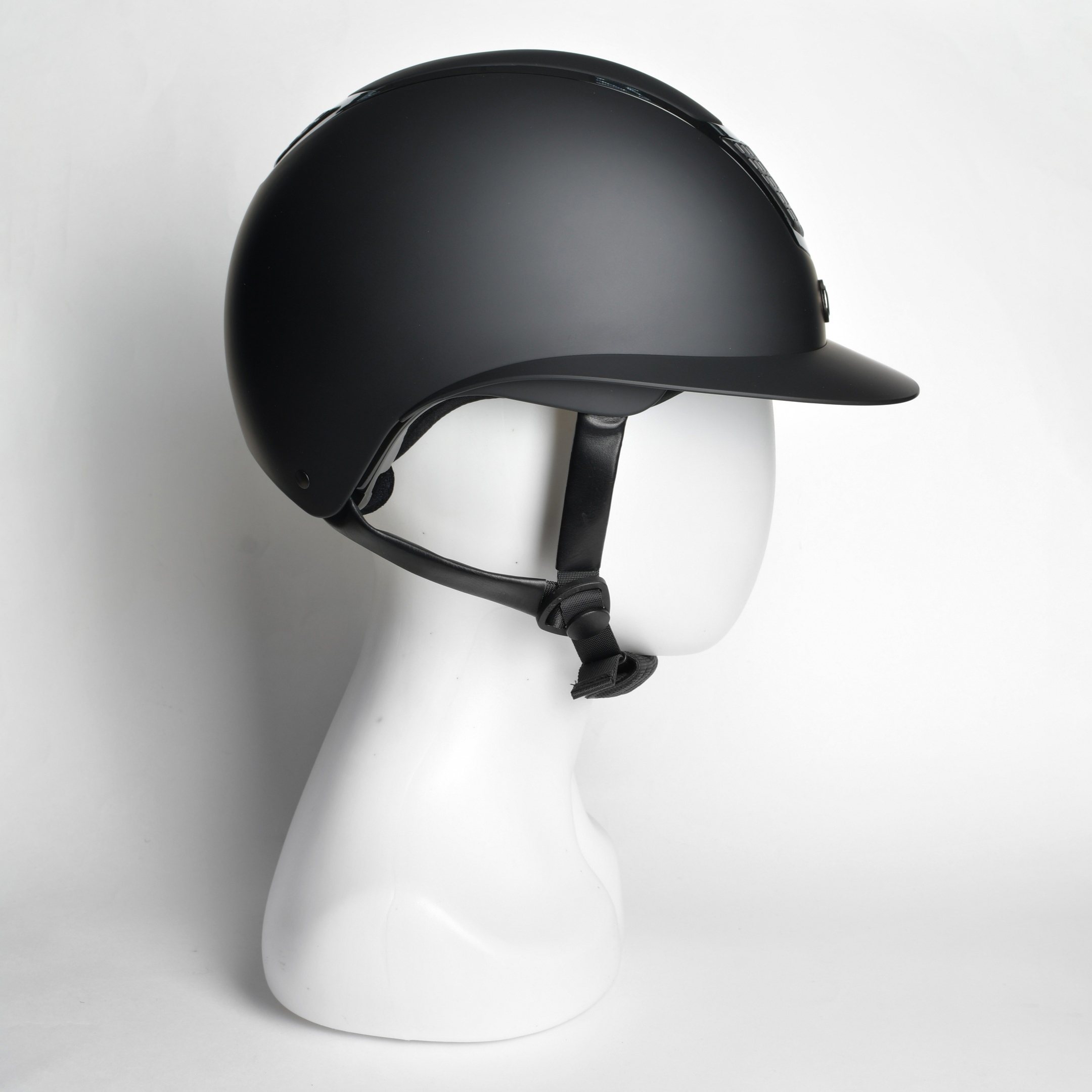 Шлем VEGA с регулировкой чёрный/чёрный