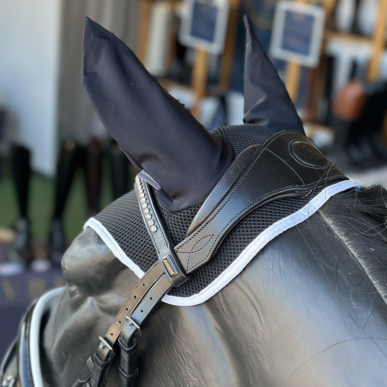 УШКИ SportLine черный/белый